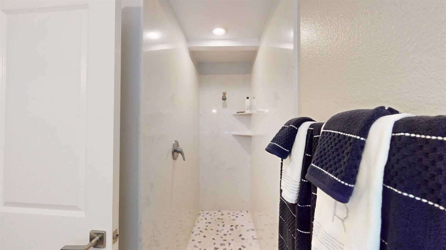 3912 Carver Road Modesto, CA 95356 - Photo 13 of 16