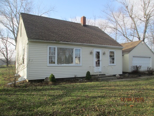 1624 Reckeweg Road Fort Wayne, IN 46804 - Photo 1 of 12