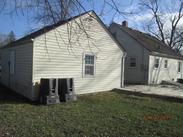 1624 Reckeweg Road Fort Wayne, IN 46804 - Photo 2 of 12