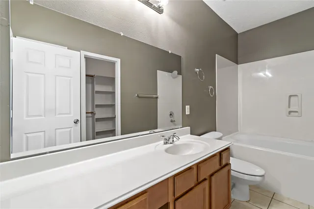 $2,000 | 5422 Summer Spring Lane, Rosharon, TX 77583