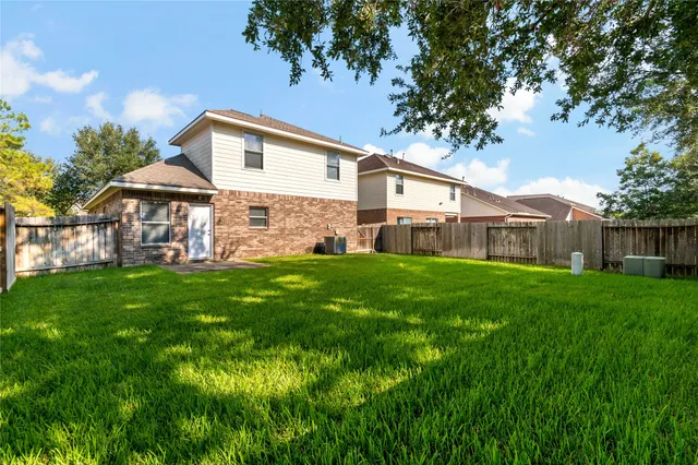 $2,000 | 5422 Summer Spring Lane, Rosharon, TX 77583