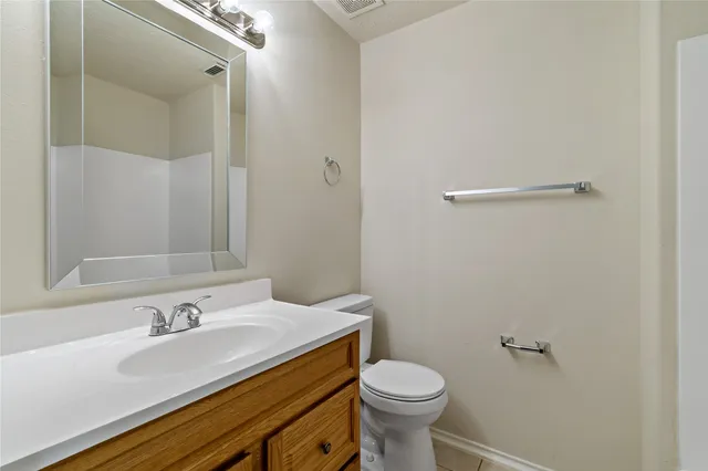 $2,000 | 5422 Summer Spring Lane, Rosharon, TX 77583