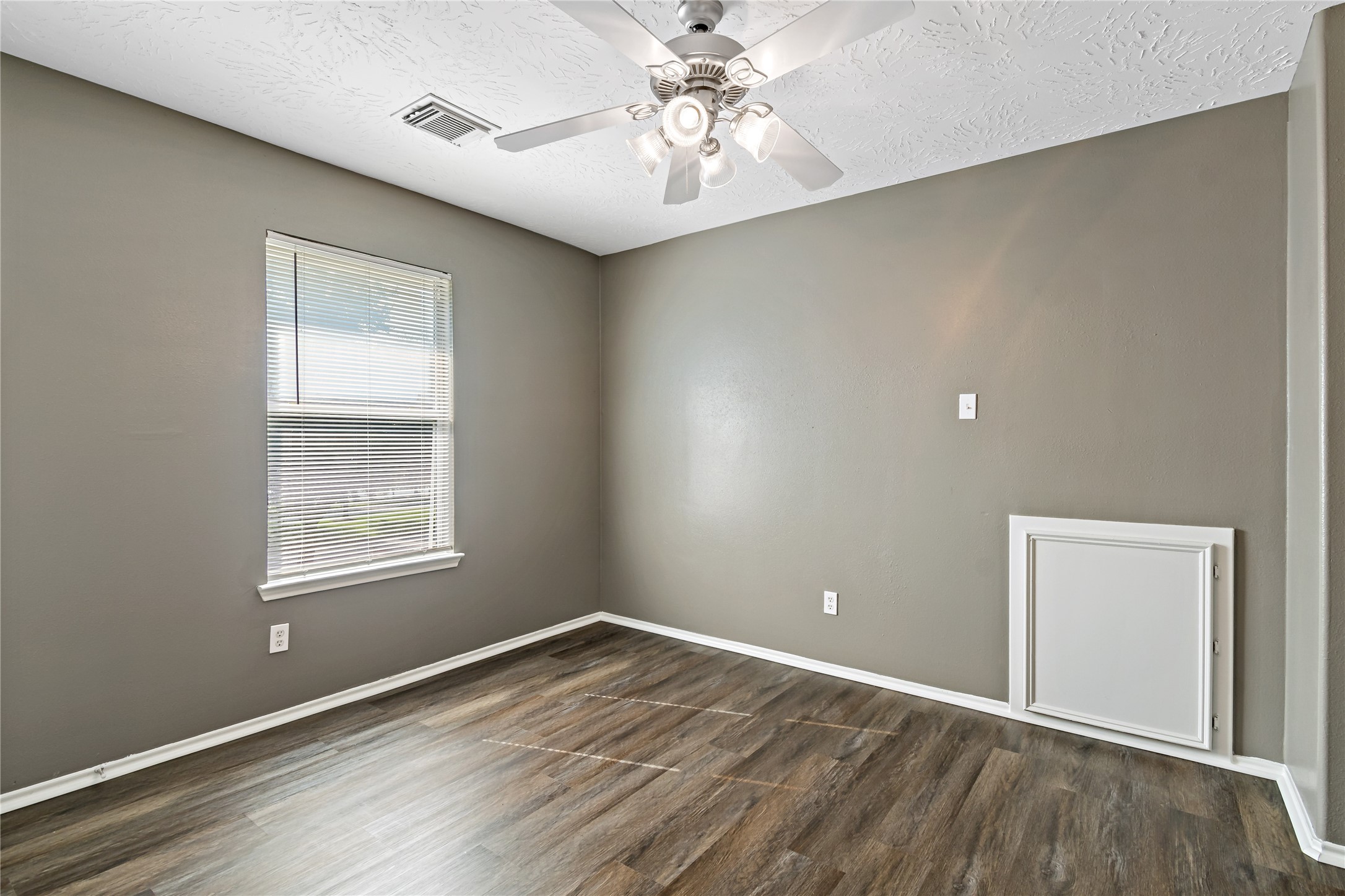 5422 Summer Spring Lane Rosharon, TX 77583 - Photo 29 of 45