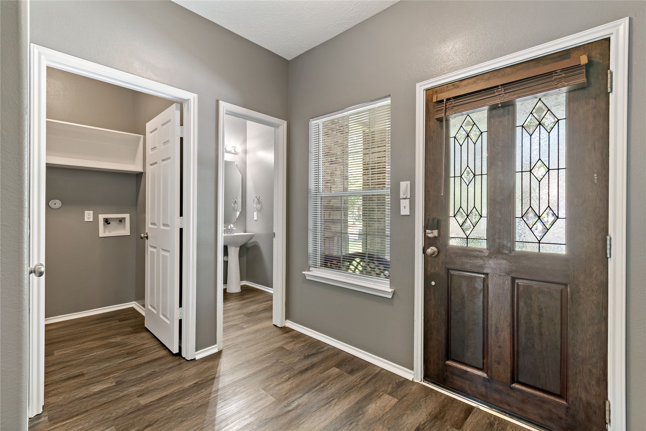 5422 Summer Spring Lane Rosharon, TX 77583 - Photo 5 of 45