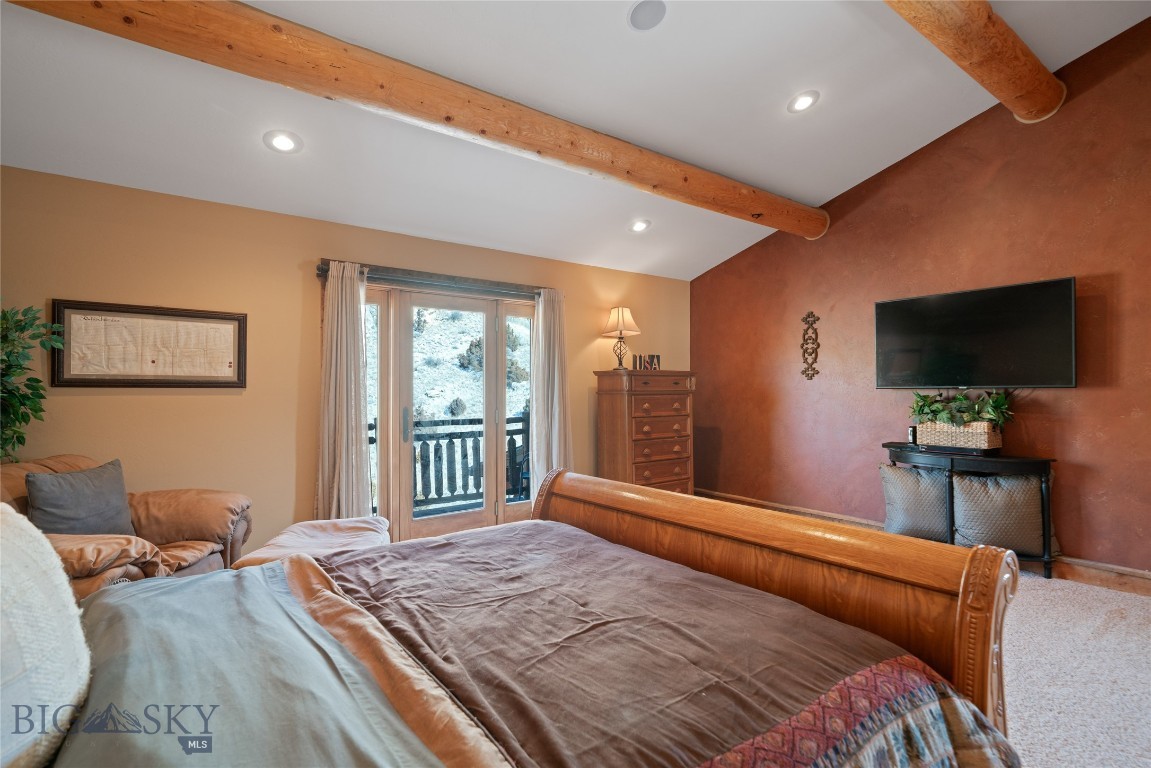 1460 Horseshoe Gulch Road Manhattan, MT 59741 - Photo 56 of 99 Master Suite