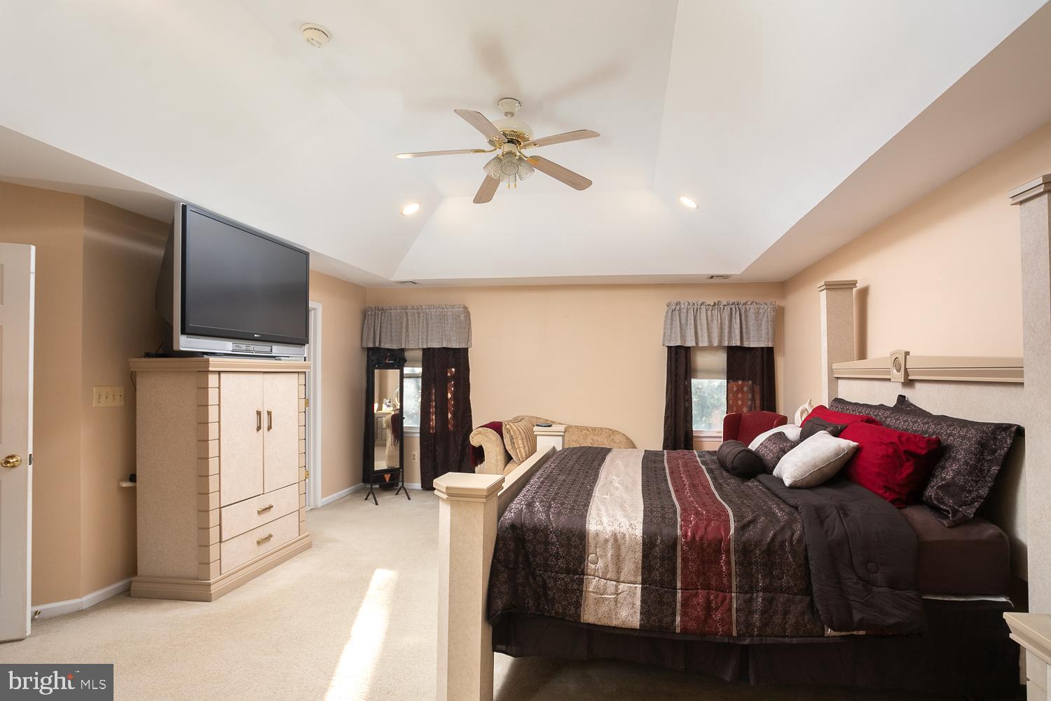 90 Province Line Road Wrightstown, NJ 08562 - Photo 19 of 48