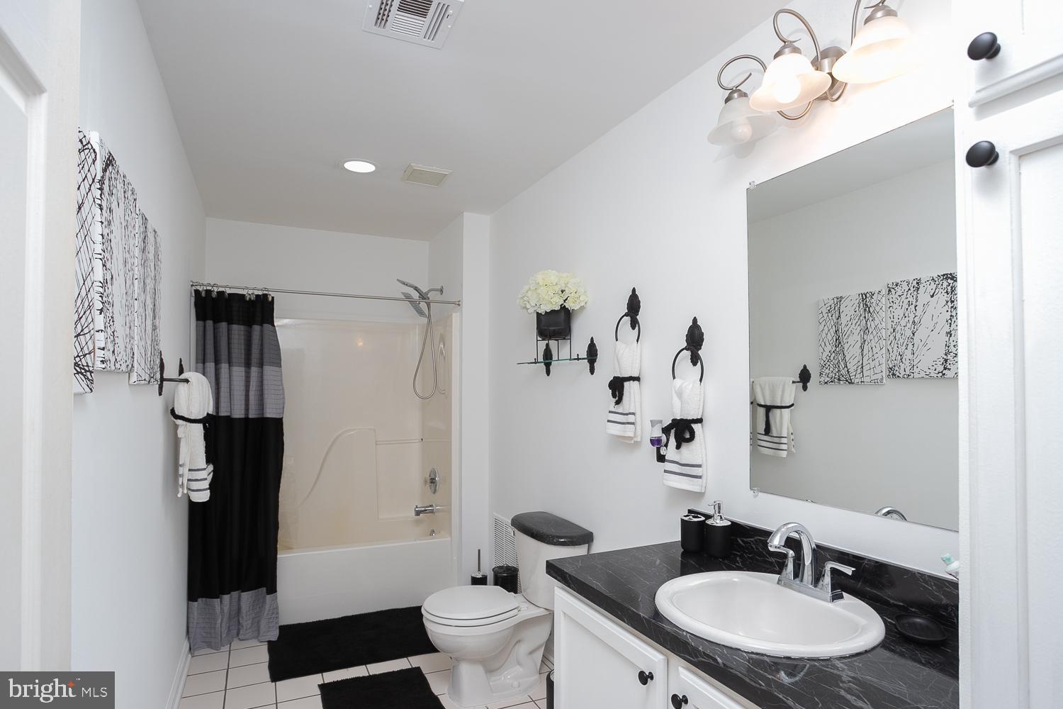 90 Province Line Road Wrightstown, NJ 08562 - Photo 29 of 48
