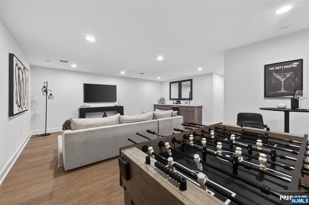 22 Gabriel Court, Unit 22 Paramus, NJ 07652 - Photo 35 of 38