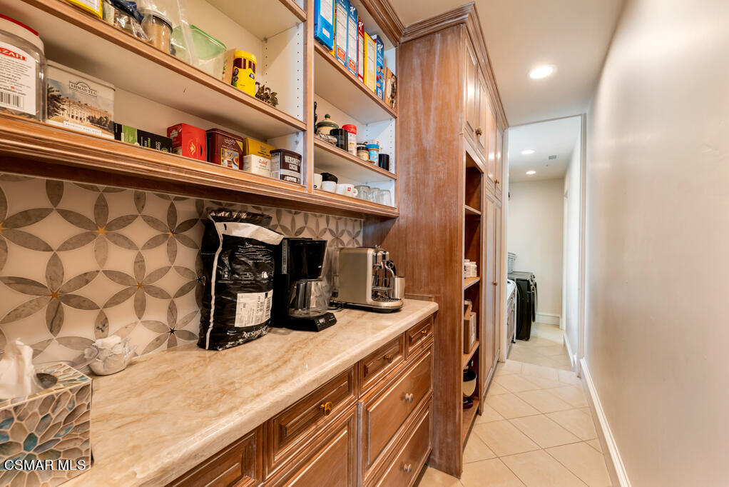 1245 Capri Way Oxnard, CA 93035 - Photo 25 of 94 1245 Capri Way- HsHProd-27