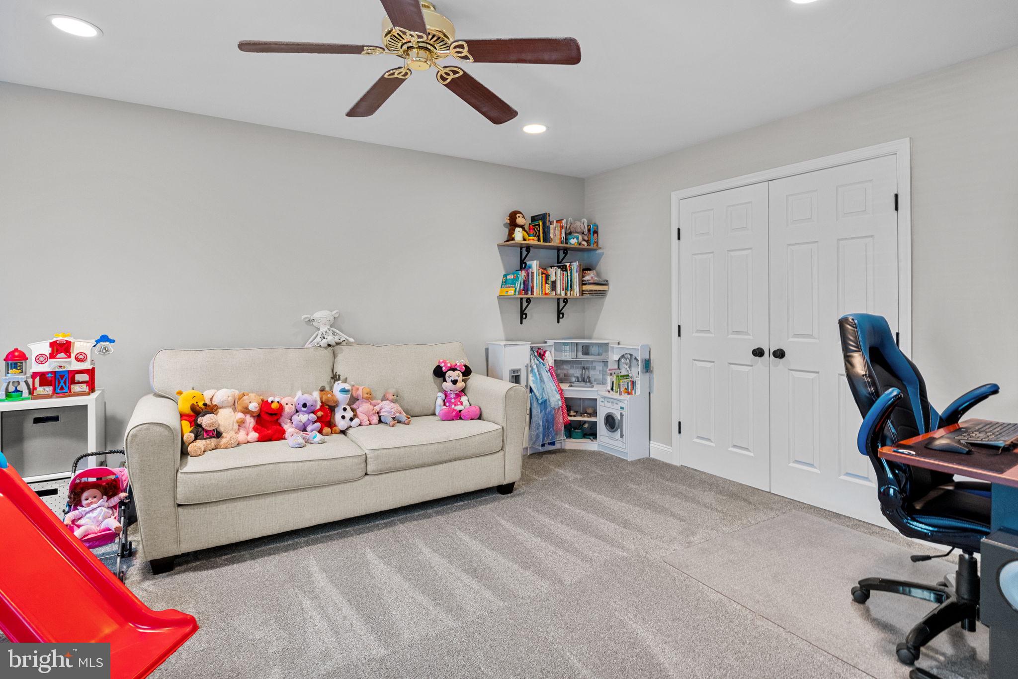 656 Melvin Road Telford, PA 18969 - Photo 8 of 34