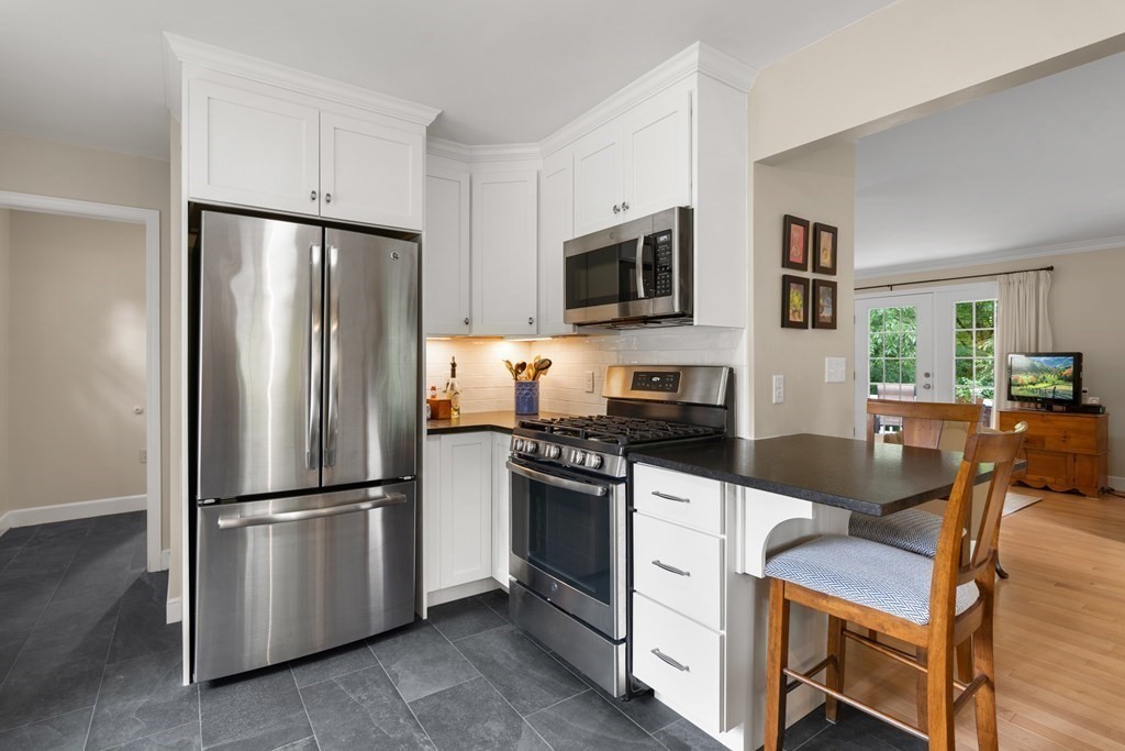 15 Quisset Brook Road, Unit 15 Milton, MA 02186 - Photo 13 of 27