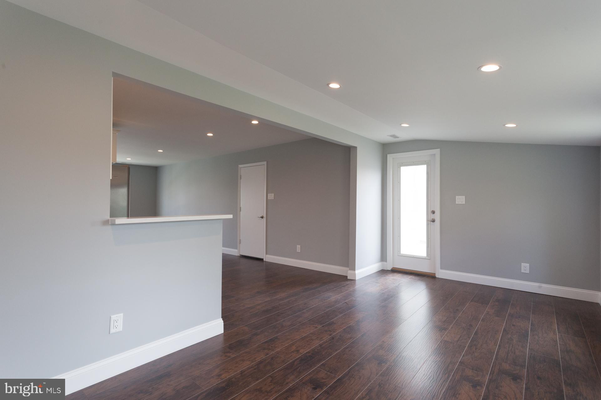 9 Cardinal Road Levittown, PA 19057 - Photo 12 of 29 Gallery Image 12