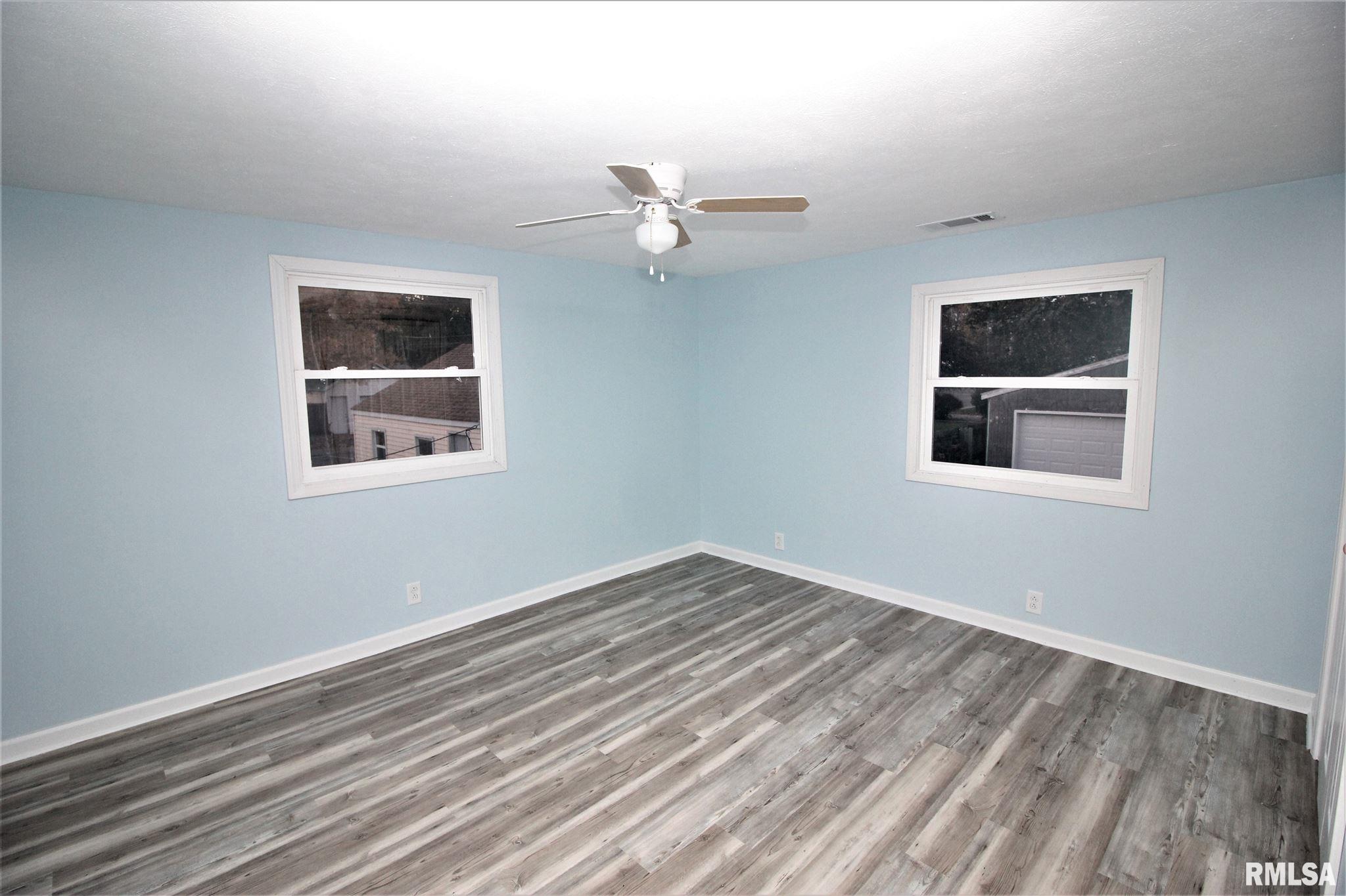 2305 East Keys Avenue Springfield, IL 62702 - Photo 17 of 22