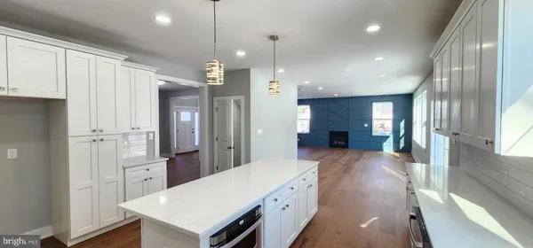 $799,900 | 11 B Fairview Avenue, Perkasie, PA 18944