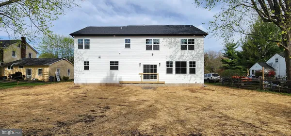 $799,900 | 11 B Fairview Avenue, Perkasie, PA 18944