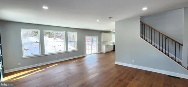 $799,900 | 11 B Fairview Avenue, Perkasie, PA 18944