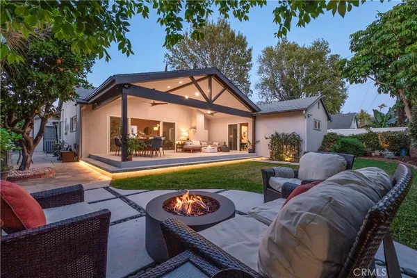 a view of outdoor space yard and patio