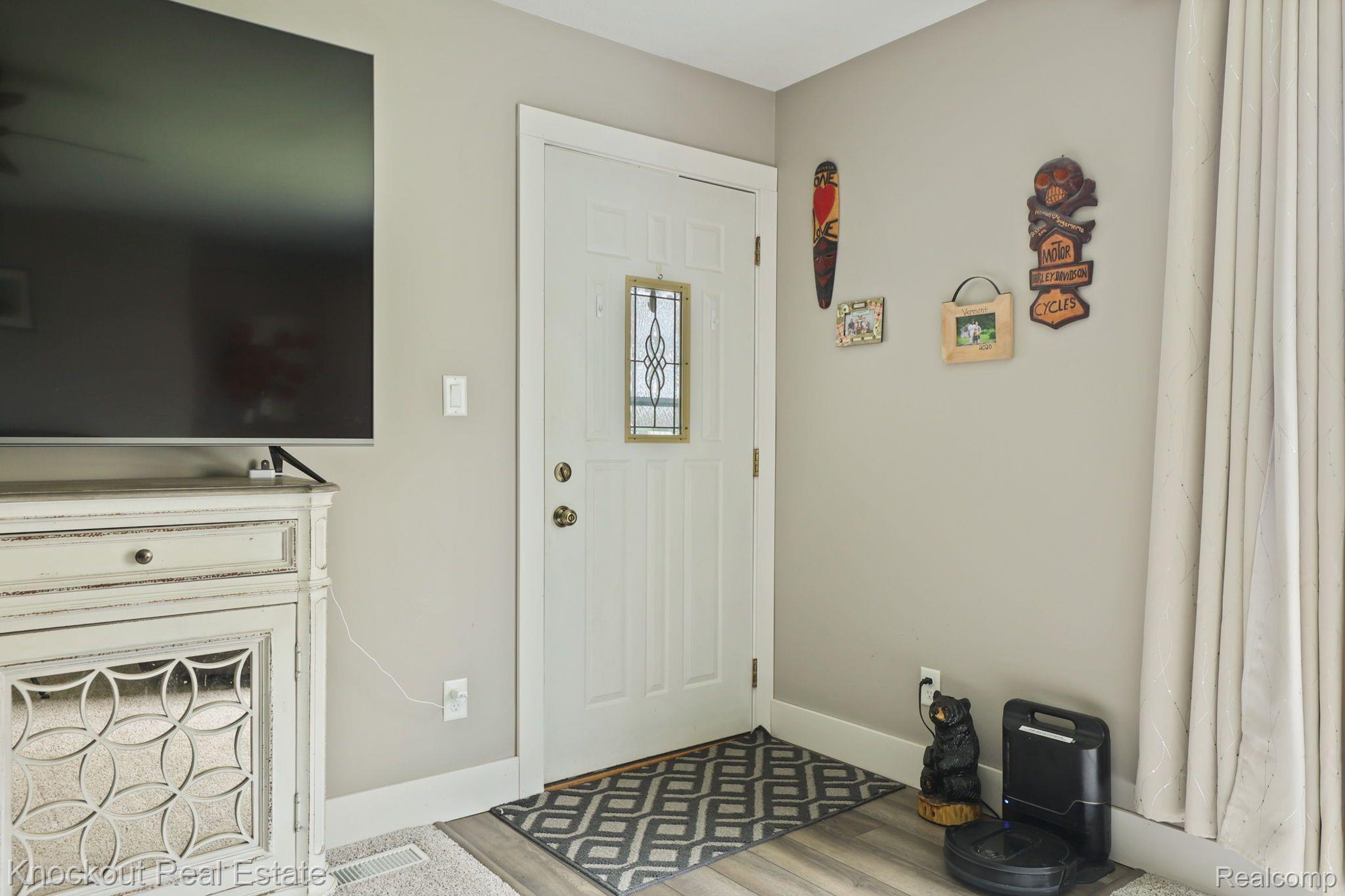 8387 Fulmer Road Millington, MI 48746 - Photo 7 of 63 Gallery Image 7