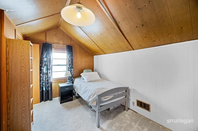 $195,000 | 2040 Lawnel Avenue, Muskegon, MI 49441