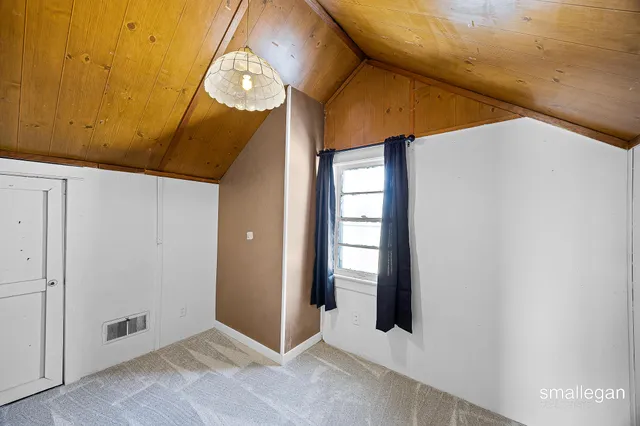 $195,000 | 2040 Lawnel Avenue, Muskegon, MI 49441