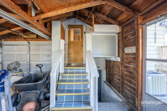 $195,000 | 2040 Lawnel Avenue, Muskegon, MI 49441