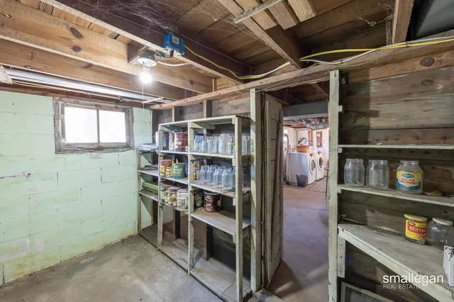 $195,000 | 2040 Lawnel Avenue, Muskegon, MI 49441