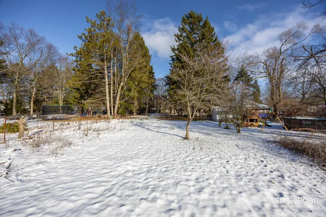 $195,000 | 2040 Lawnel Avenue, Muskegon, MI 49441