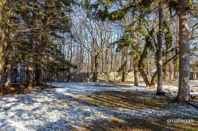 $195,000 | 2040 Lawnel Avenue, Muskegon, MI 49441