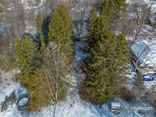 $195,000 | 2040 Lawnel Avenue, Muskegon, MI 49441