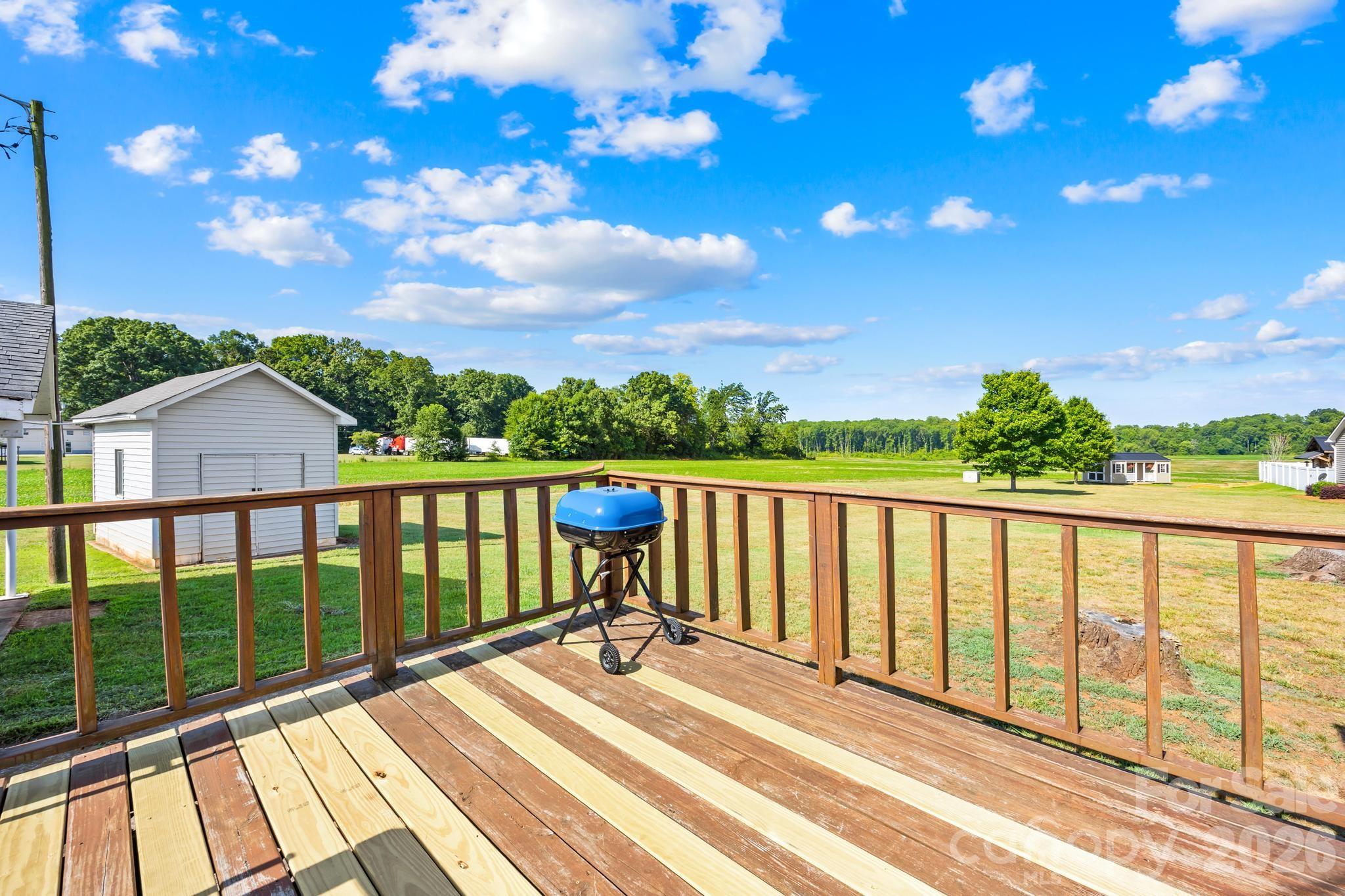 2615 Airport Road Salisbury, NC 28147 - Photo 2 of 29