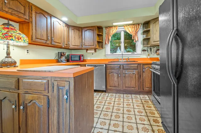 $486,000 | 2295 Quechee Main Street, Hartford, VT 05059