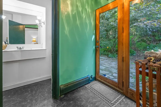 $486,000 | 2295 Quechee Main Street, Hartford, VT 05059