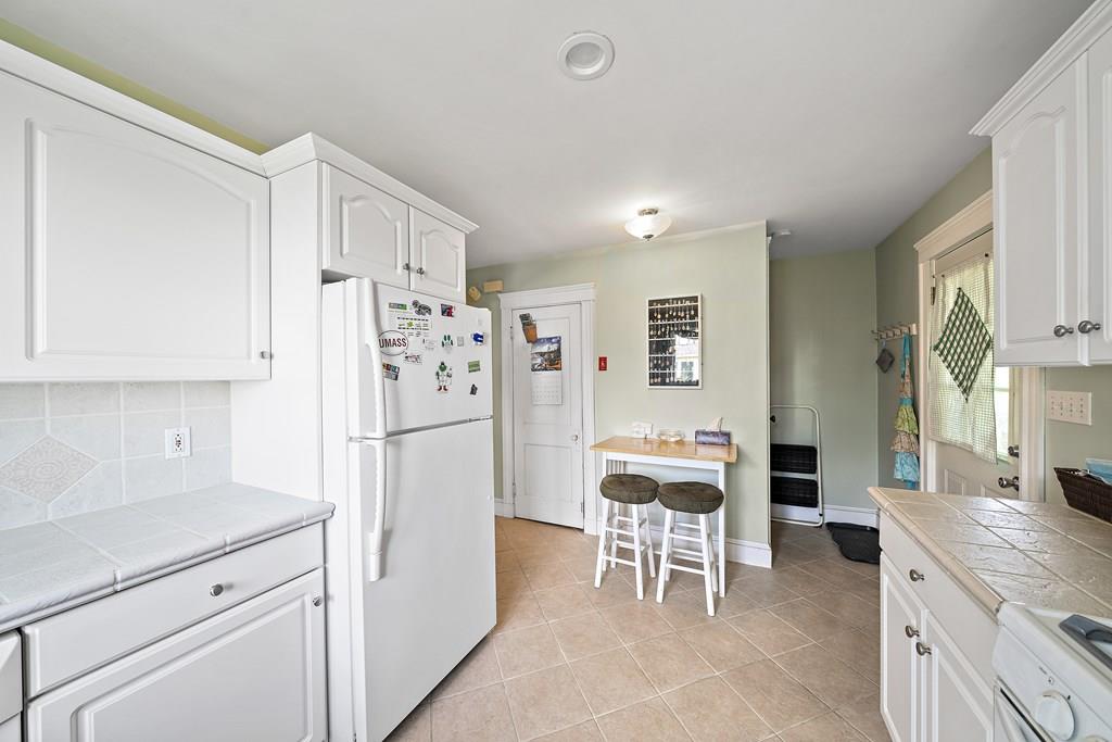 24 Faxon Road Quincy, MA 02171 - Photo 12 of 35 Gallery Image 12