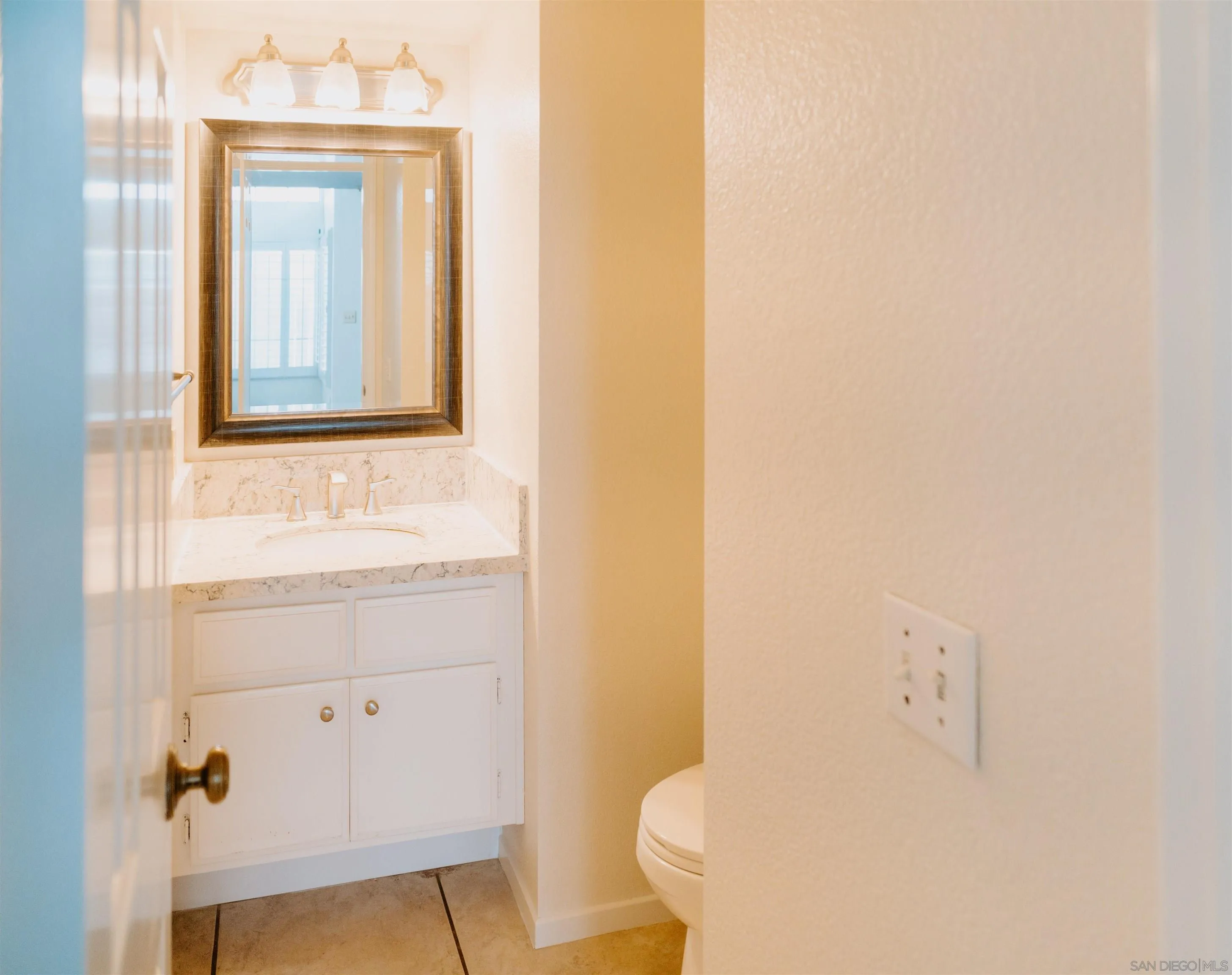 645 Paseo Rio Vista, CA 92081 - Photo 16 of 45