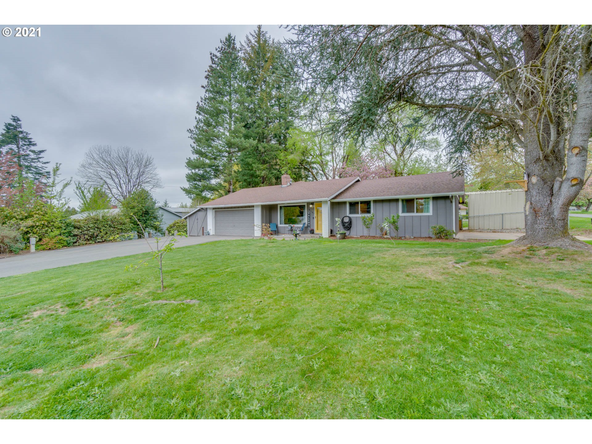 4097 Southeast Hillyard Road Gresham, OR 97080 - Photo 3 of 28 Gallery Image 3
