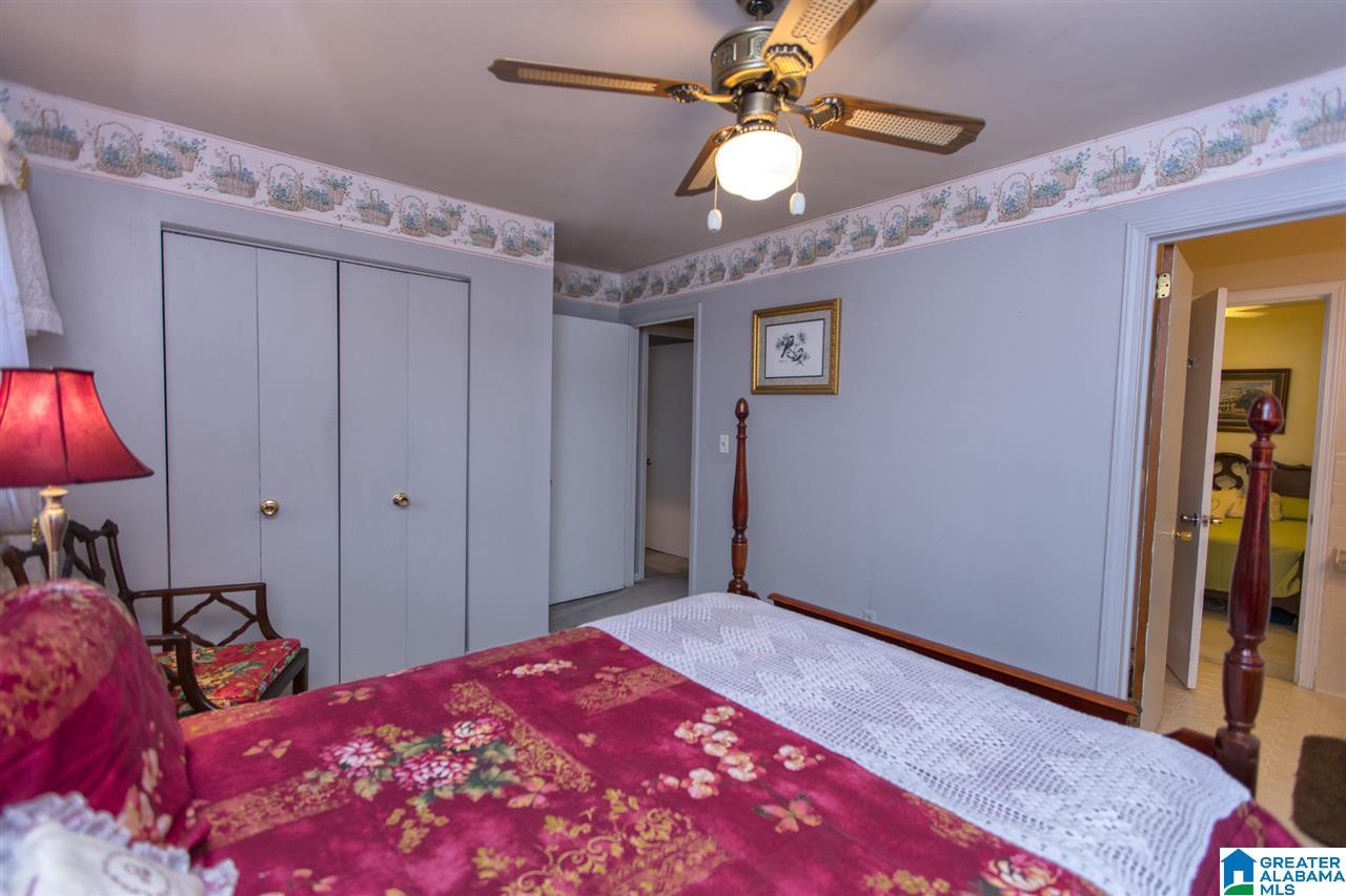 712 South Sanders Road Birmingham, AL 35226 - Photo 25 of 43