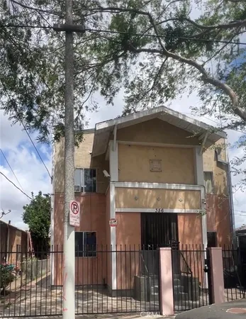 $790 | 356 South Gless Street, Los Angeles, CA 90033