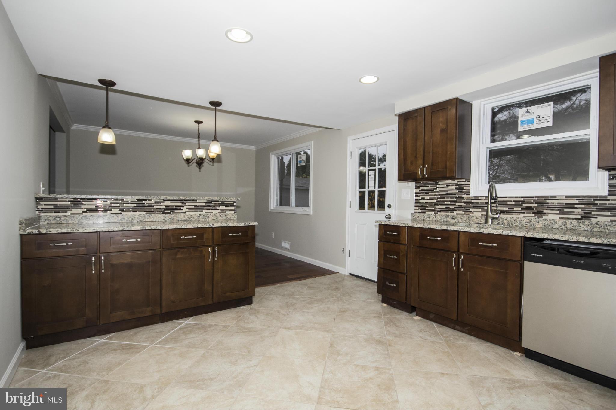 3933 Bryony Road Randallstown, MD 21133 - Photo 12 of 27 Kitchen