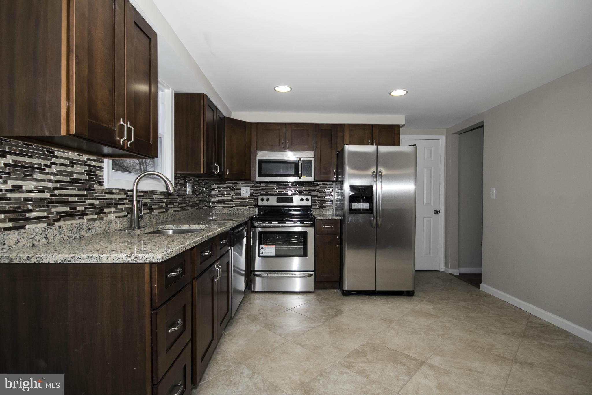 3933 Bryony Road Randallstown, MD 21133 - Photo 10 of 27 Kitchen