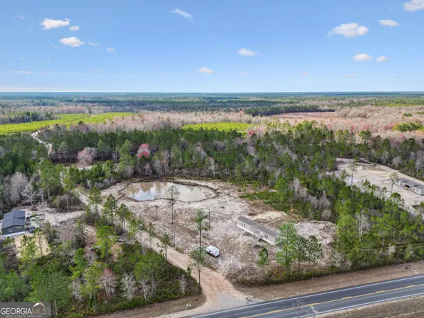 a house view with a outdoor space