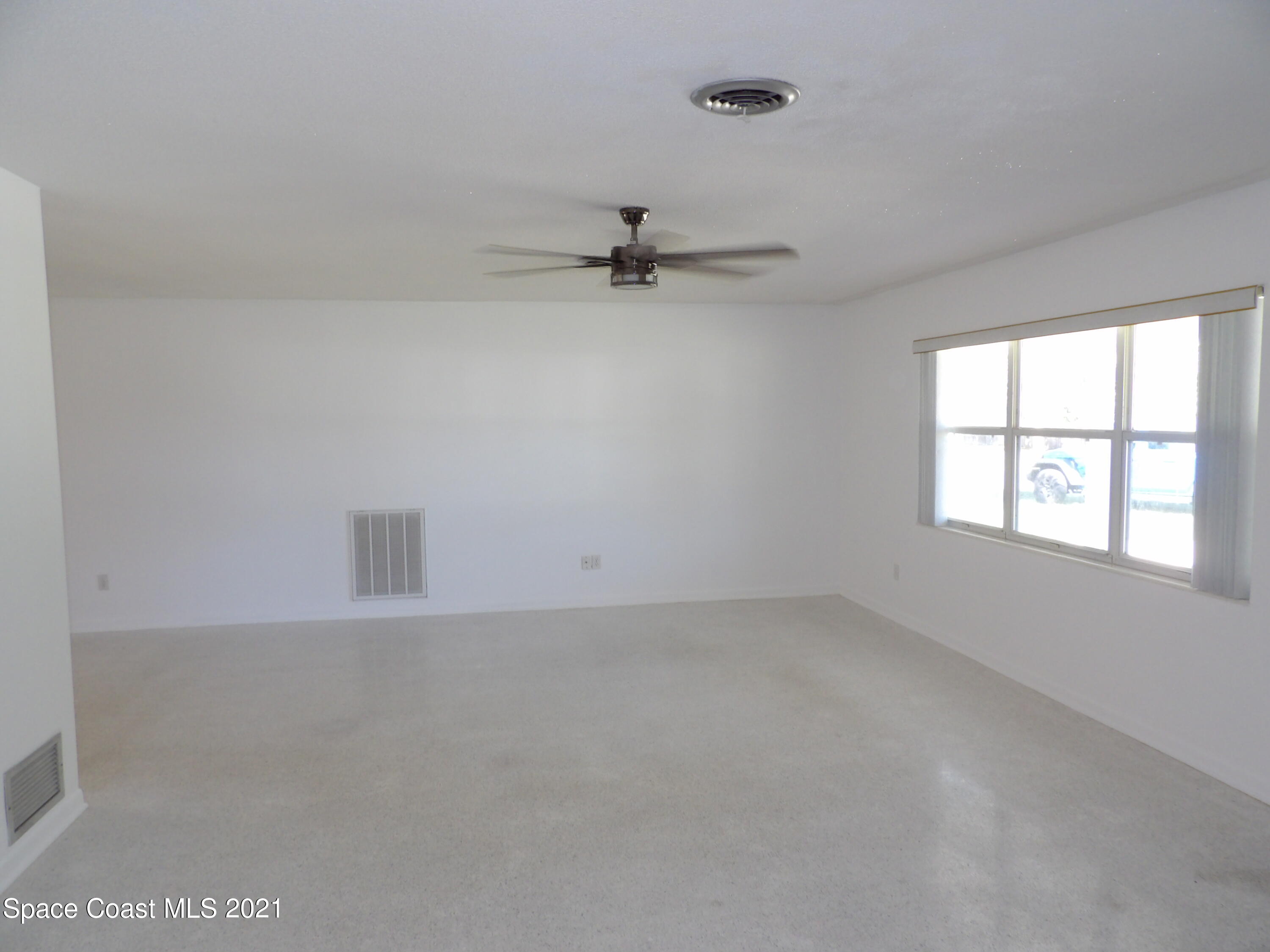 2826 Kosuth Road Northeast Palm Bay, FL 32905 - Photo 11 of 128 105_0010