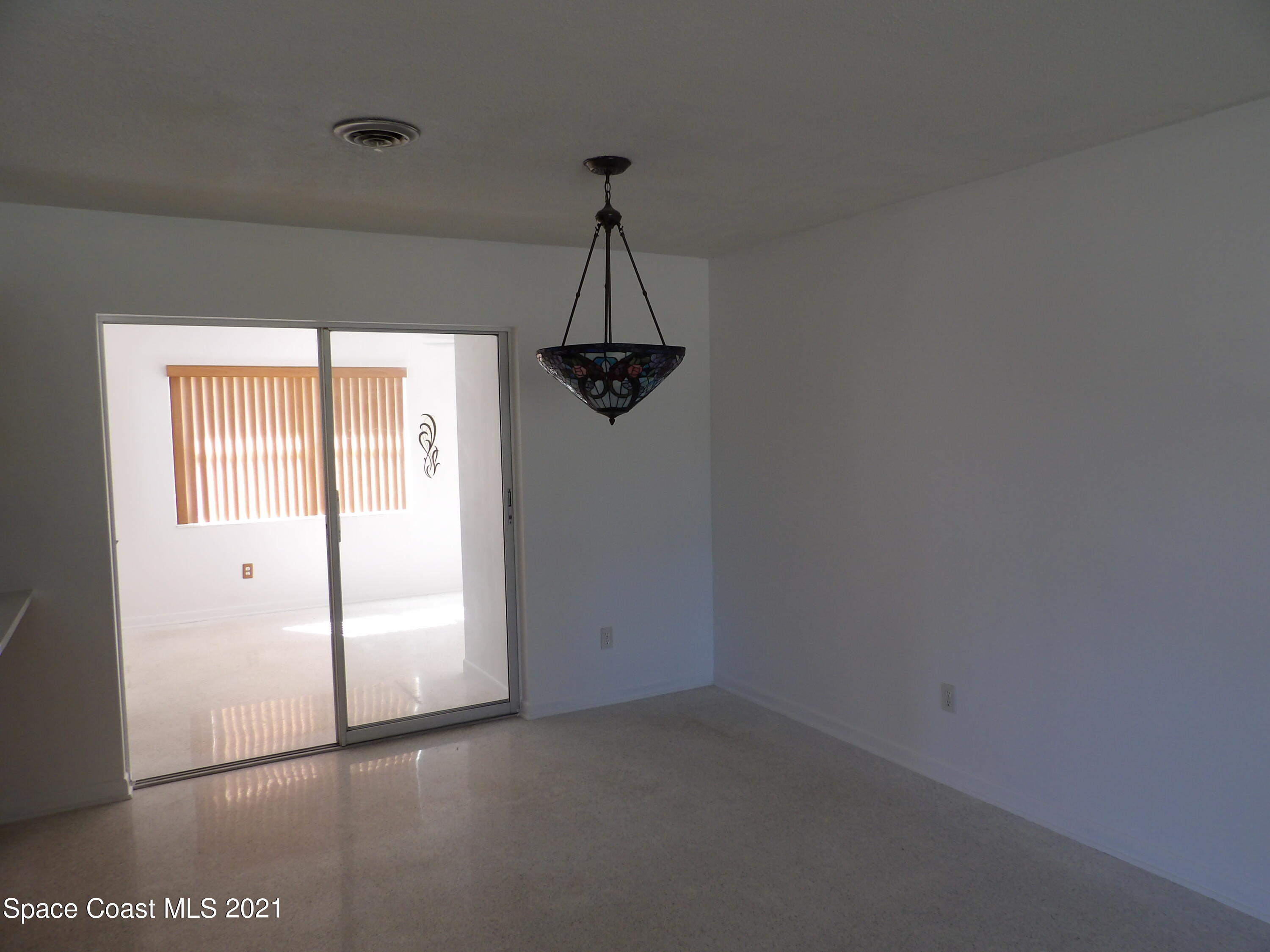 2826 Kosuth Road Northeast Palm Bay, FL 32905 - Photo 13 of 128 105_0012