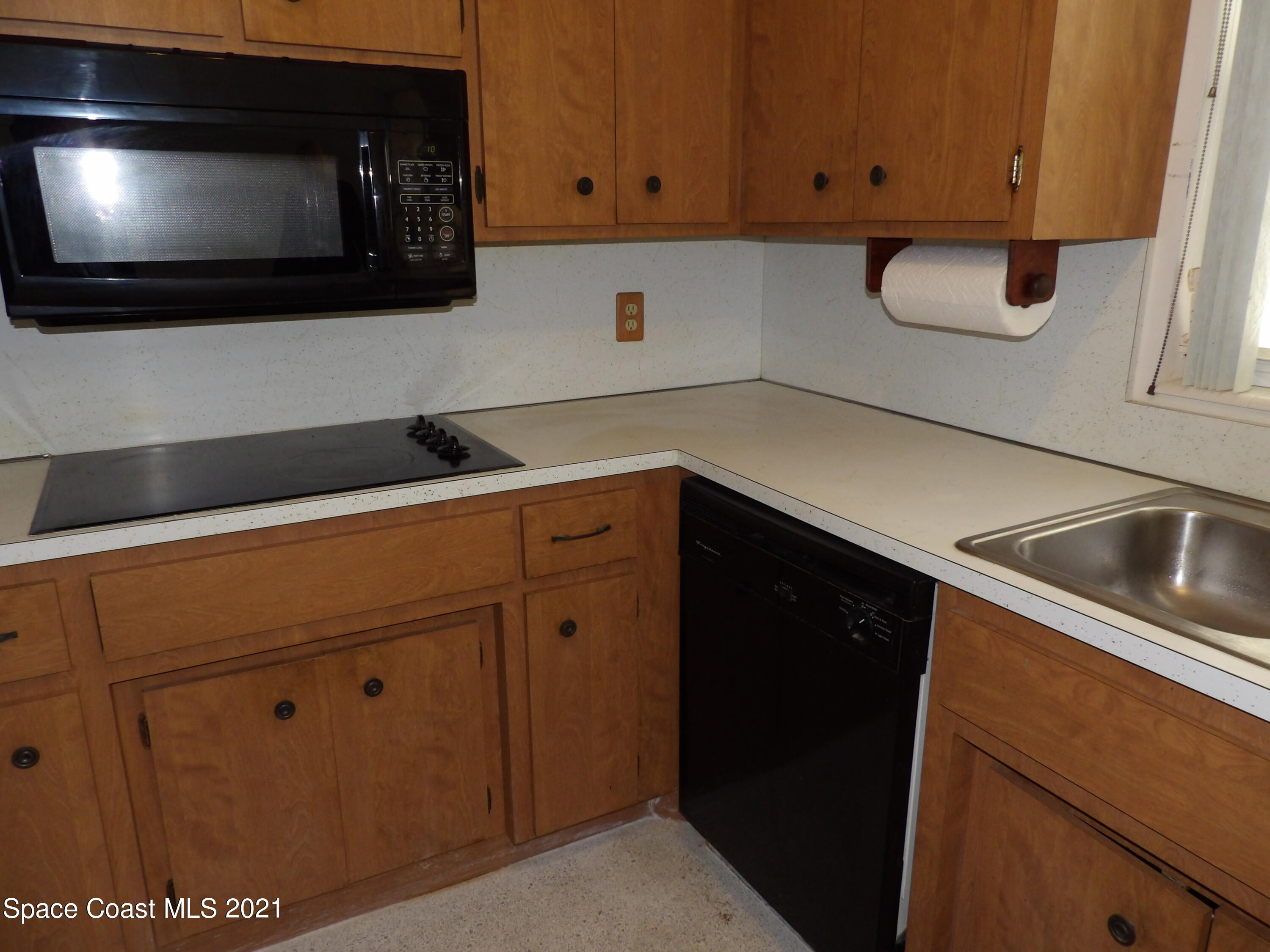 2826 Kosuth Road Northeast Palm Bay, FL 32905 - Photo 19 of 128 105_0018