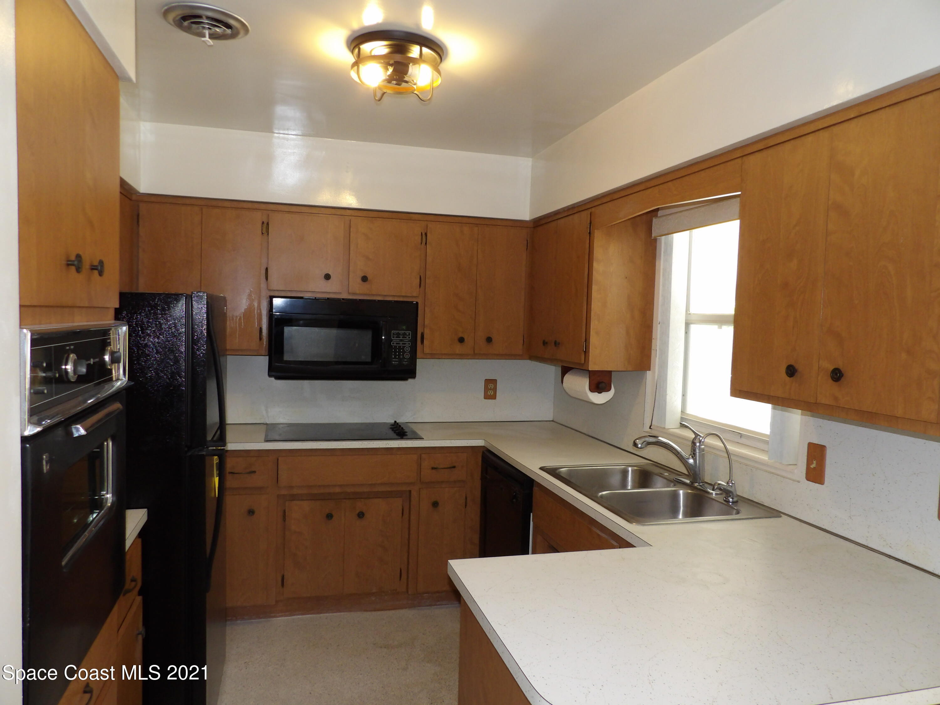 2826 Kosuth Road Northeast Palm Bay, FL 32905 - Photo 21 of 128 105_0020