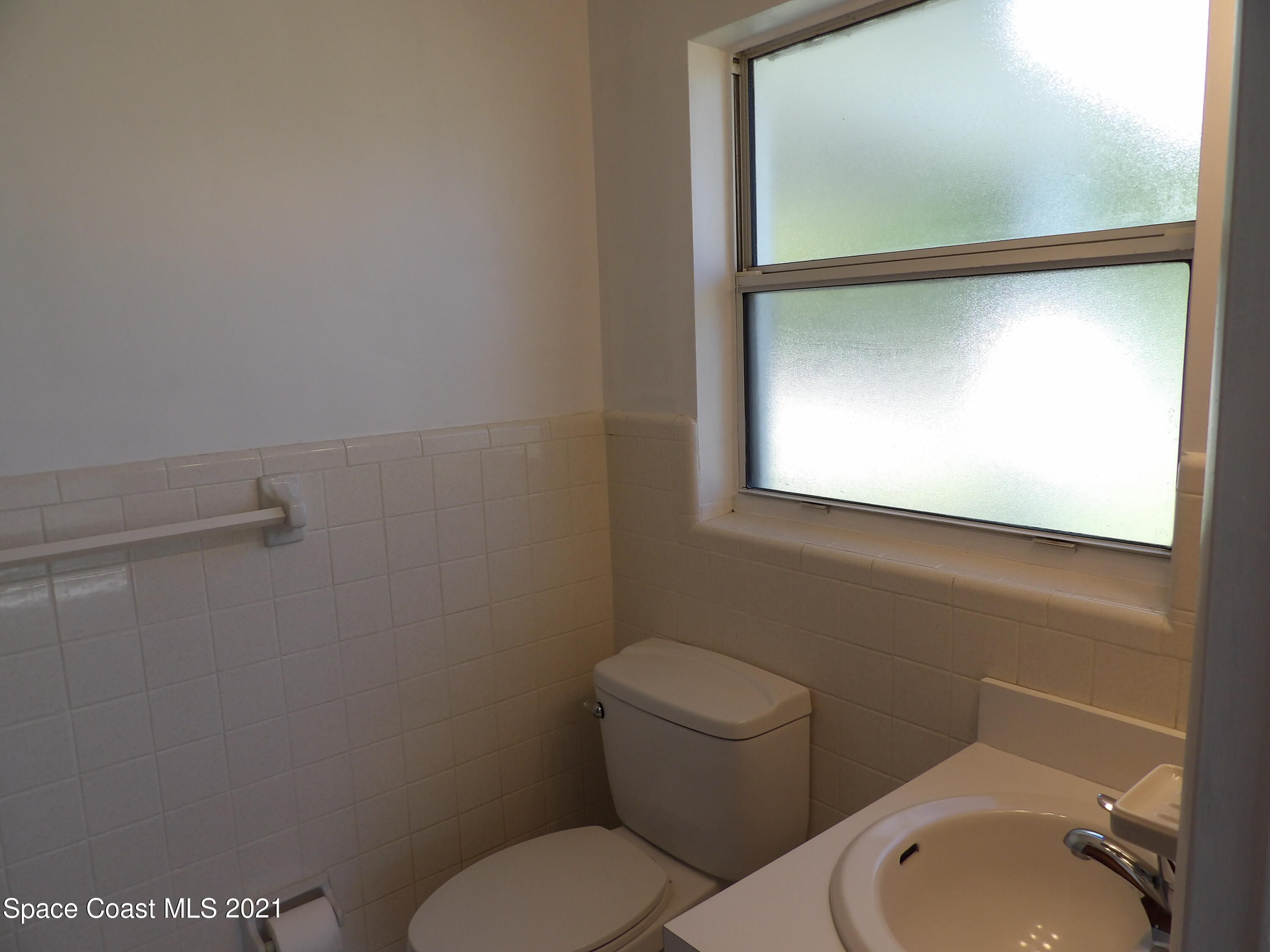 2826 Kosuth Road Northeast Palm Bay, FL 32905 - Photo 35 of 128 105_0034