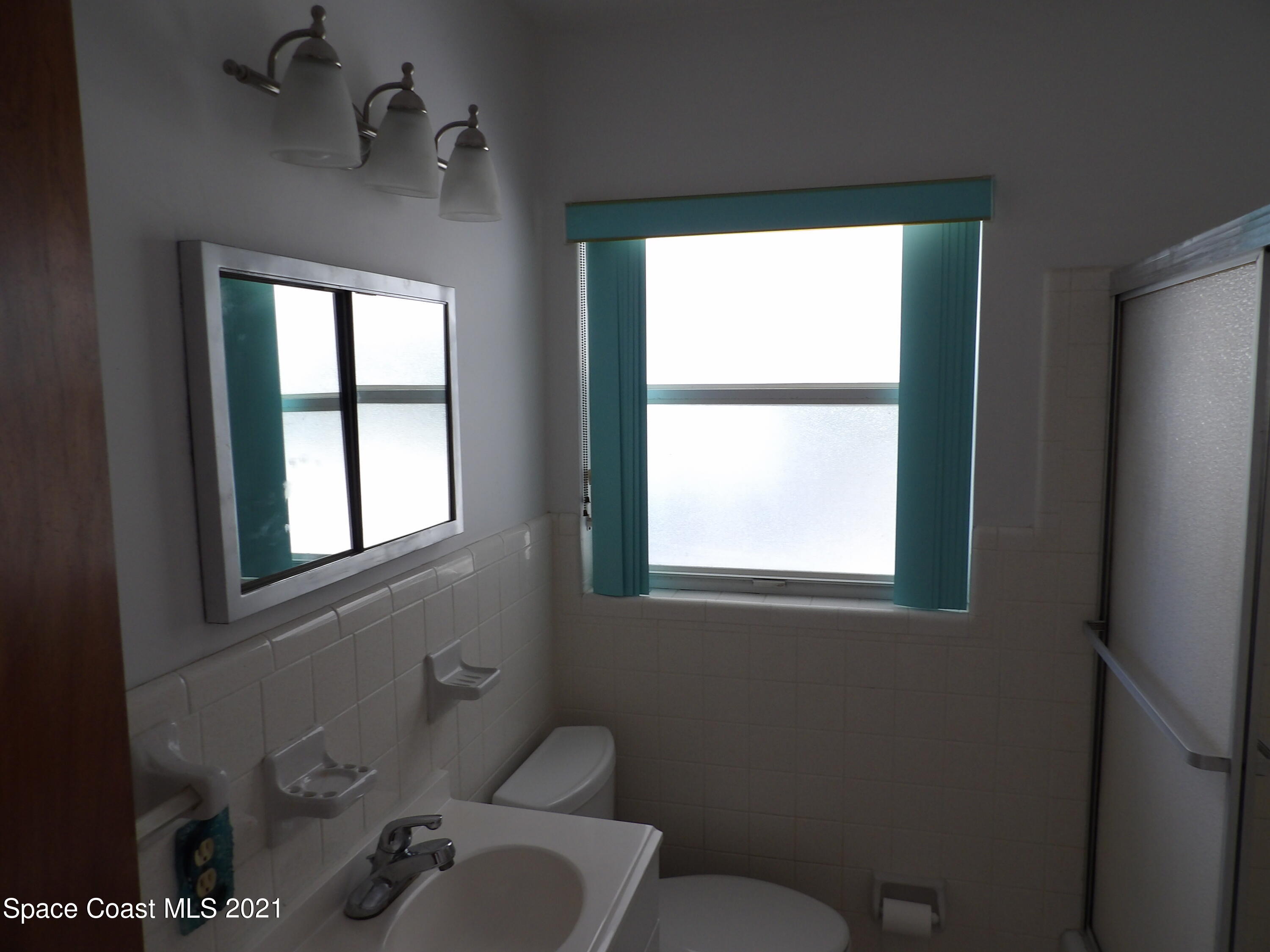 2826 Kosuth Road Northeast Palm Bay, FL 32905 - Photo 49 of 128 105_0048