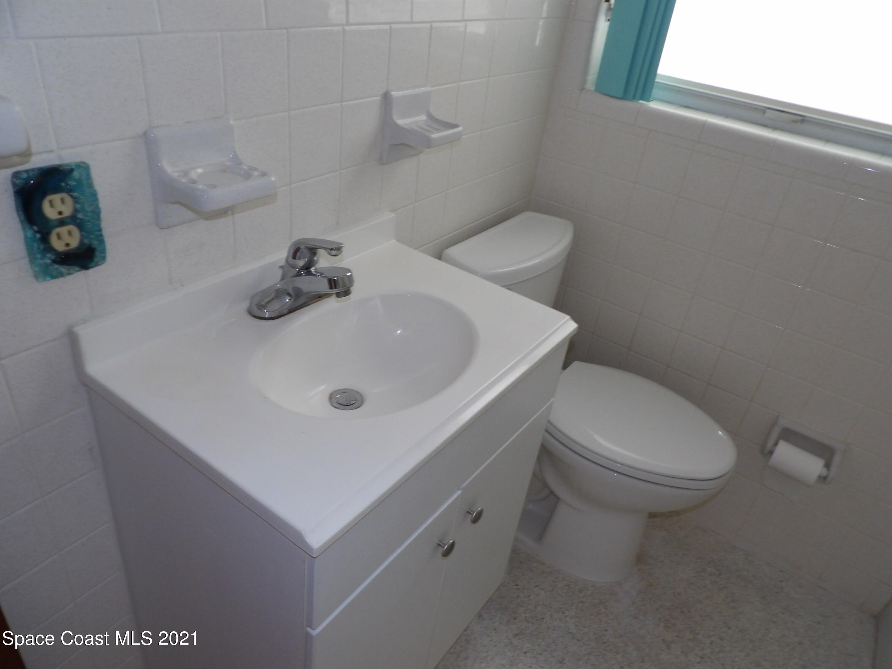 2826 Kosuth Road Northeast Palm Bay, FL 32905 - Photo 55 of 128 105_0054