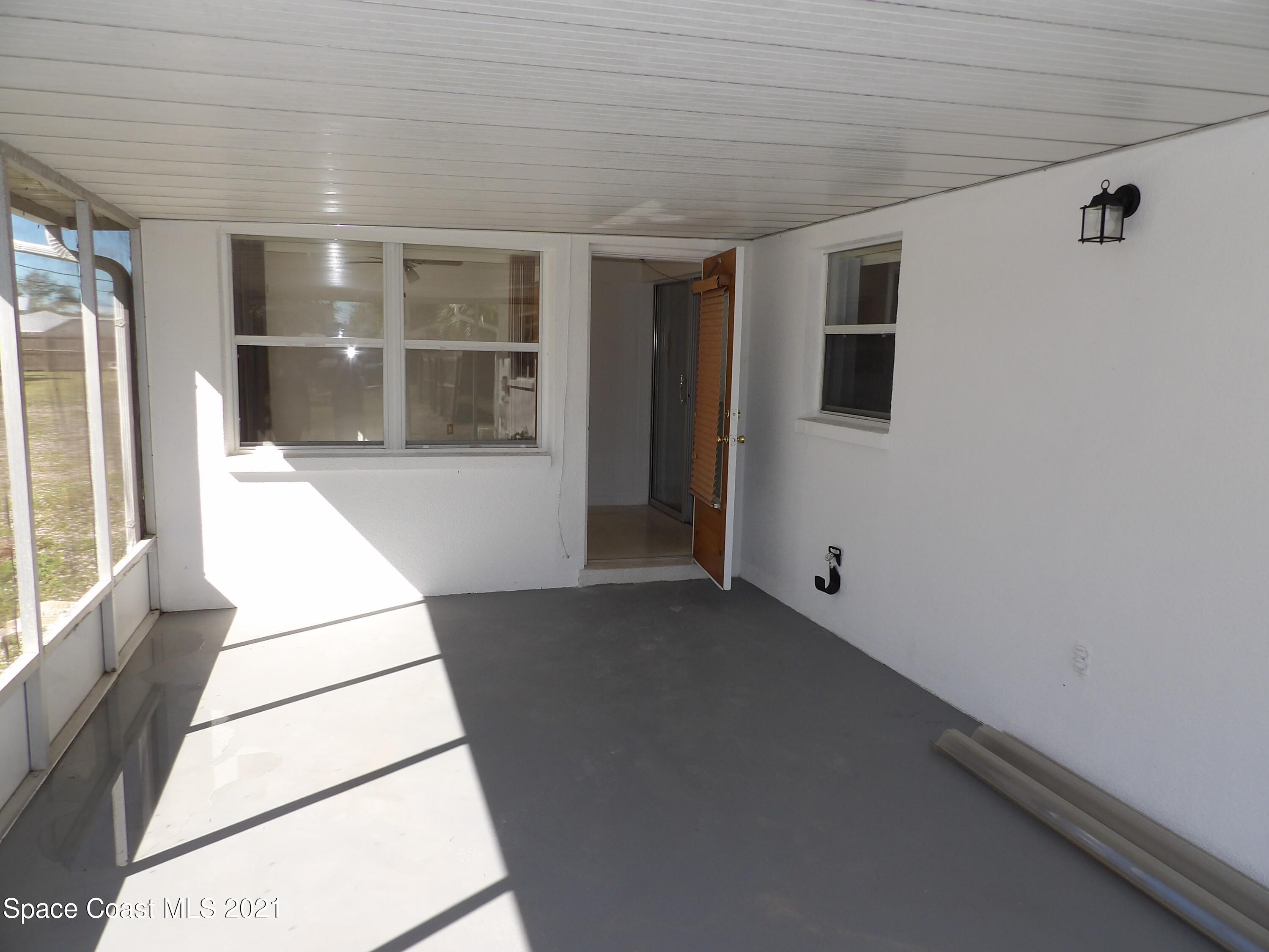 2826 Kosuth Road Northeast Palm Bay, FL 32905 - Photo 62 of 128 105_0061