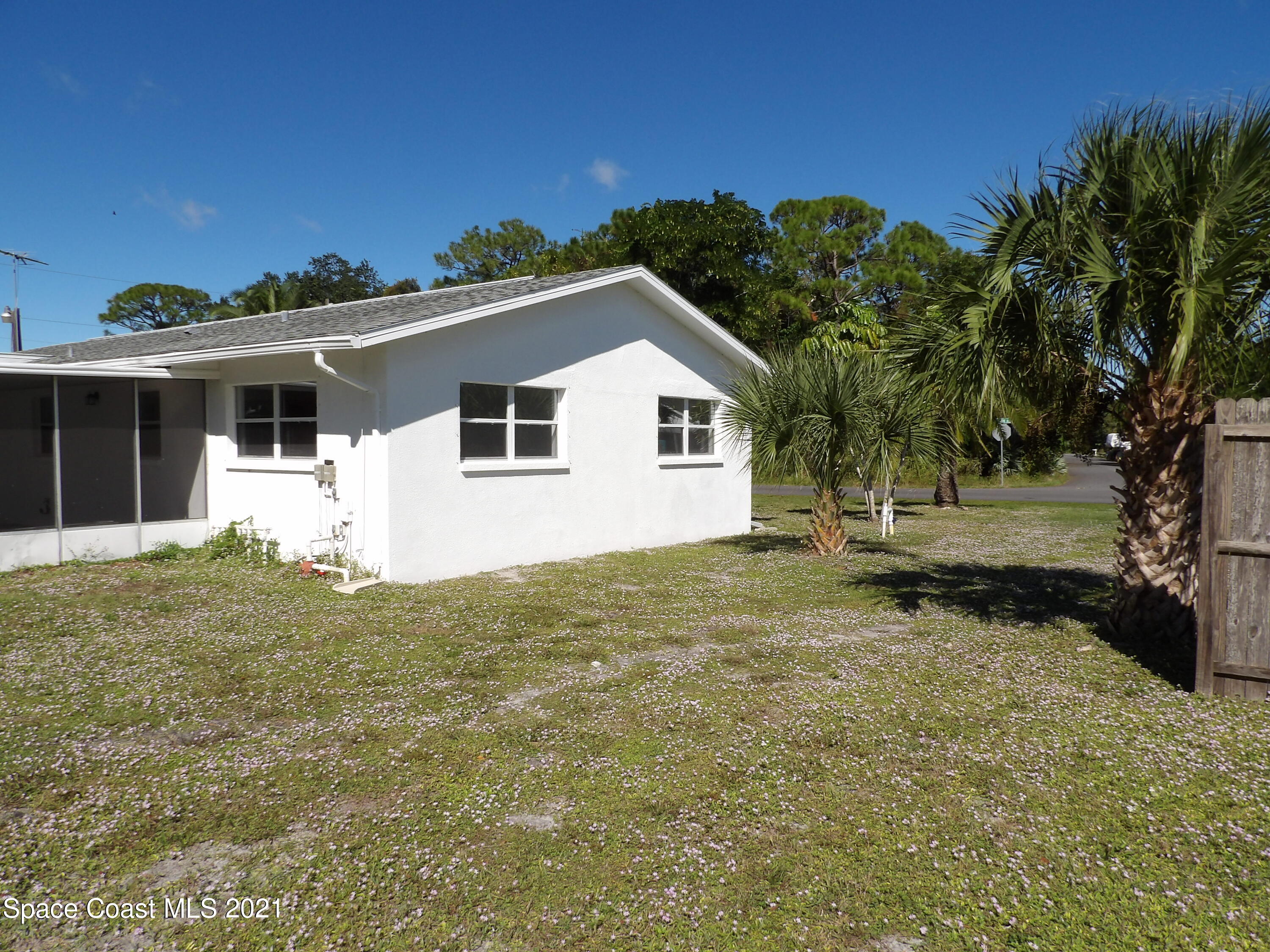 2826 Kosuth Road Northeast Palm Bay, FL 32905 - Photo 71 of 128 105_0070