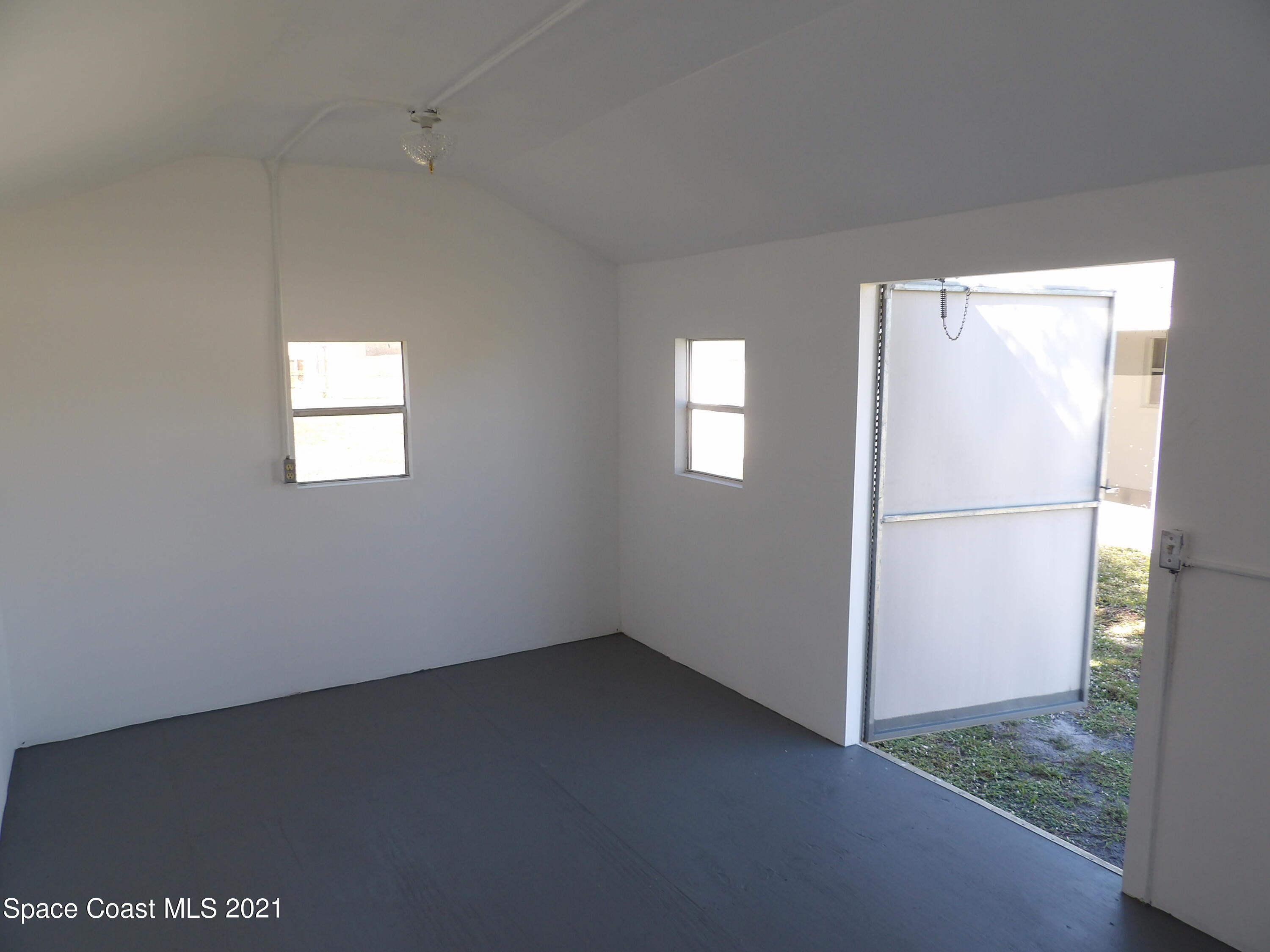 2826 Kosuth Road Northeast Palm Bay, FL 32905 - Photo 76 of 128 105_0075